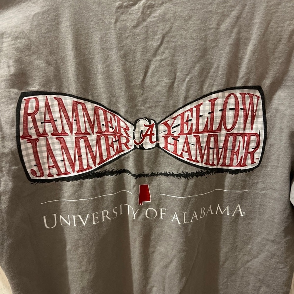 Alabama T-shirt rammer jammer in bow on back front pocket